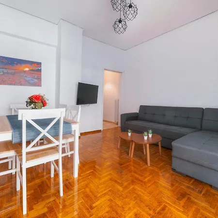Urban Escape Next To Acropolis And Center Apartment